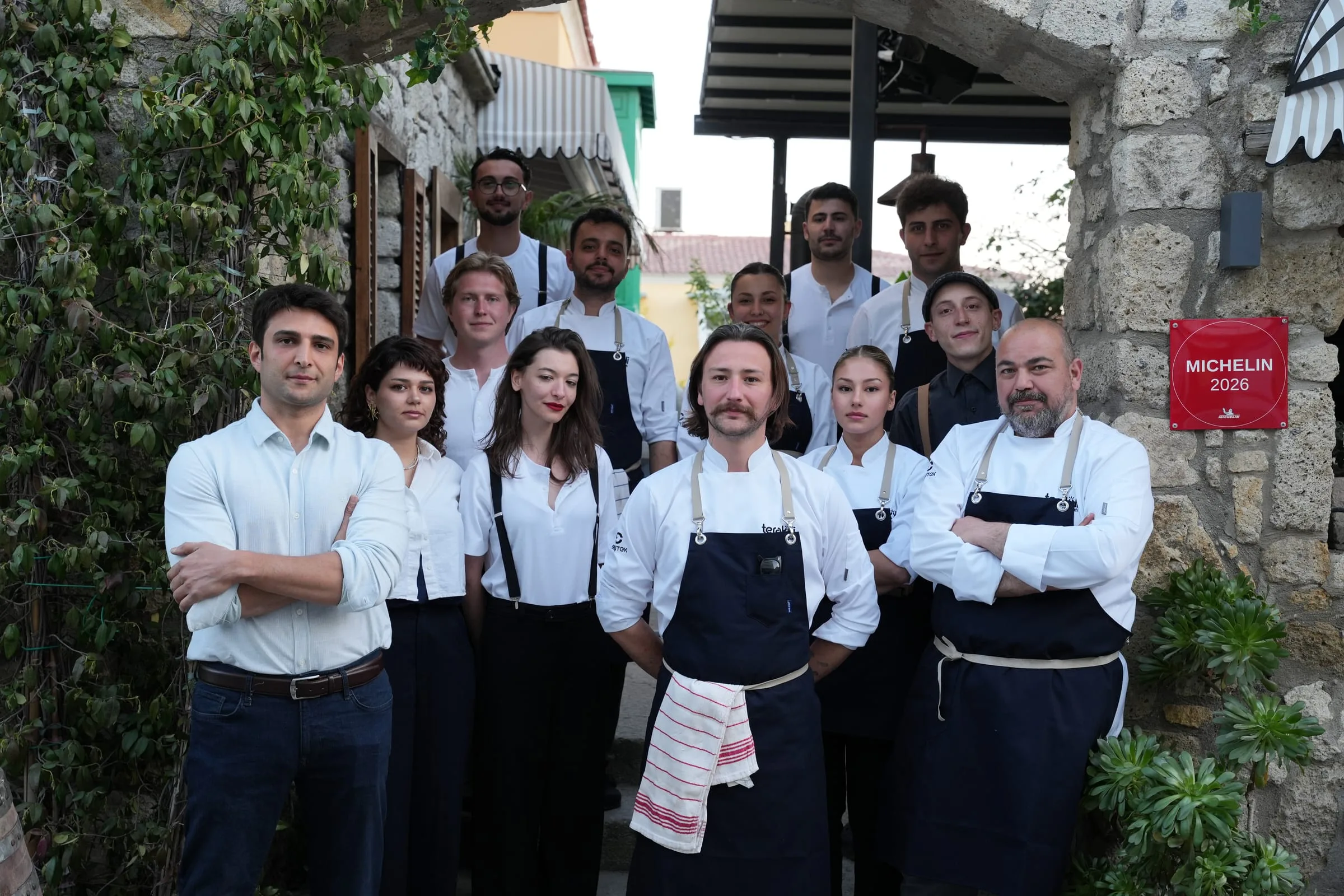Terakki Alaçatı ekibi · mutfak ve salon, Çeşme Alaçatı